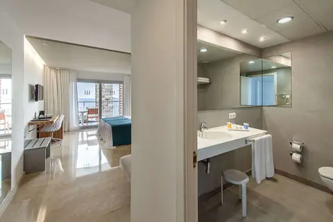 Climia Belroy Hotel in Benidorm — foto 7