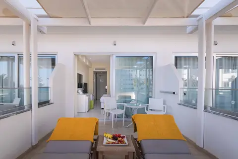 Tasia Maris Beach Hotel & Spa in Ayia Napa — foto 17