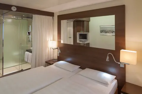 Hotel Park Inn by Radisson Berlin Alexanderplatz foto 2