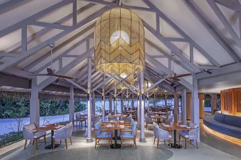 Anantara Dhigu Maldives Resort in Dhigufinolhu — foto 27