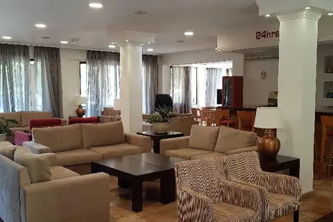 Helios Bay Hotel and Suites in Paphos — foto 3