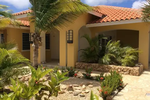 Bonaire Village in Kralendijk — foto 19