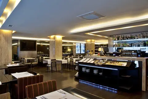 Turim Av Liberdade Hotel in Almada — foto 27