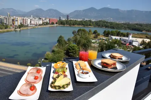 Unik Hotel in Tirana — foto 15