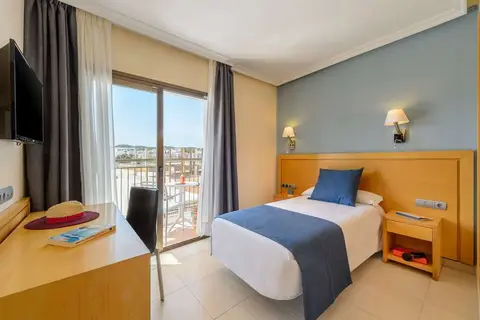 Hotel Vibra S'Estanyol in Sant Josep de sa Talaia — foto 4