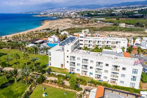 Helios Bay Hotel and Suites in Paphos — foto 15