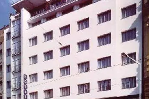 Axa in Praag