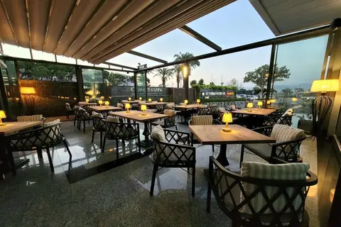 Wyndham Grand Izmir Özdilek Thermal & Spa in Konak — foto 5