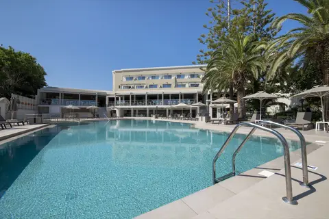 Vantaris Luxury Beach Resort in Dramia — foto 8