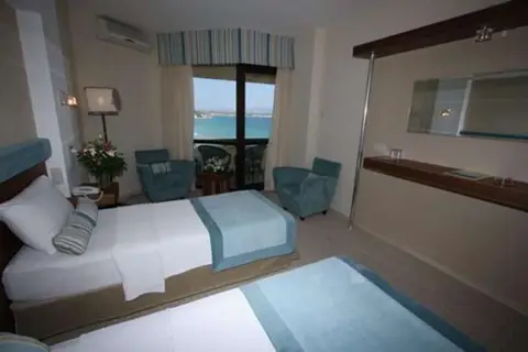 Hotel Babaylon in Çeşme — foto 6
