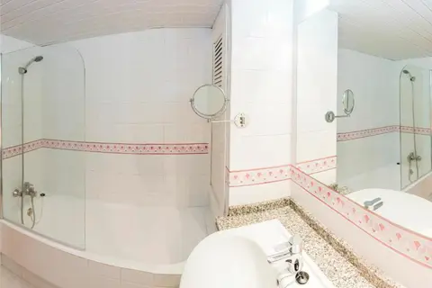 Duquesa Playa in Santa Eulària des Riu — foto 18