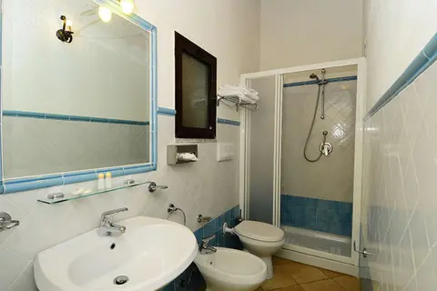 Hotel L'Esagono in San Teodoro — foto 23