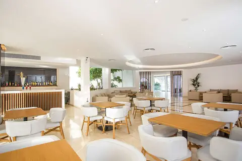 Niriides Hotel in Κολύμπια — foto 5