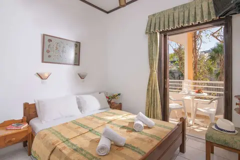 Iliostasi Beach Apartments in Chersonisos Municipal Unit, foto 11