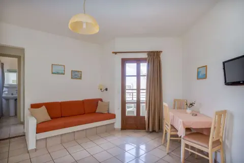 John Mary Apartments in Δημοτική Ενότητα Γουβών — foto 18