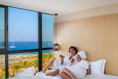Leonardo Crystal Cove Hotel and Spa by the Sea in Paralimni — foto 25