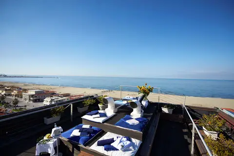 Sina Astor in Viareggio — foto 25