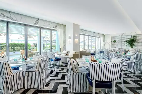 Th8 Palm Dubai Beach Resort Vignette Collecti in The 8 — foto 28