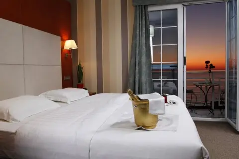 Bel Conti Hotel in Durres — foto 4