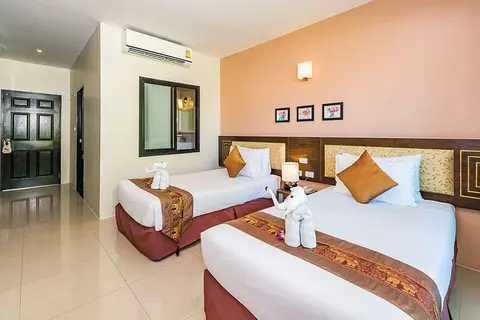 Princess Kamala Beachfront Hotel in ตำบลเชิงทะเล — foto 3