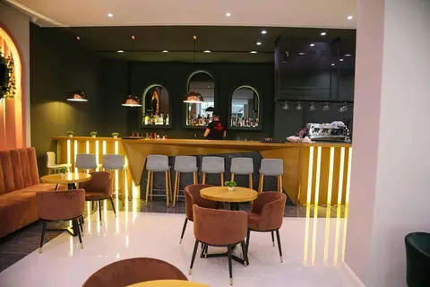 Ajsel Hotel in Durres — foto 18