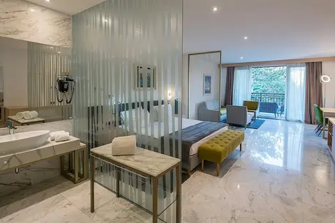 Iberostar Waves Bellevue in Becici — foto 10