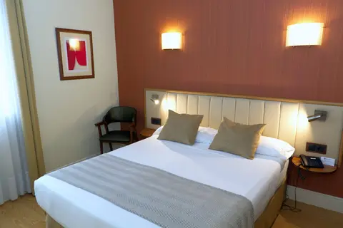 Hotel Los Condes in Madrid — foto 9