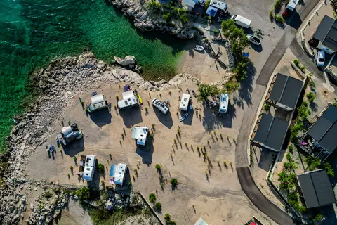 Camp Tiha in Uvala Mala Konjska — foto 11
