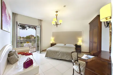 Hotel Alpha Sorrento Coast in Sant'agnello — foto 19