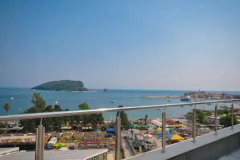 Bracera in Budva — foto 26