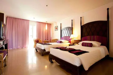 The Cha-Am Methavalai Hotel in ชะอำ — foto 15