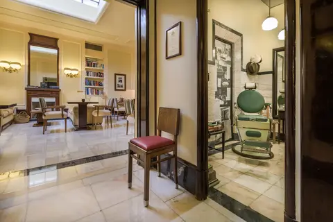 Hotel Britania Art Deco in Almada — foto 23