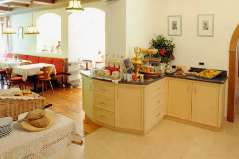 Hotel Monte Paraccia in Mareo - Marebbe - Enneberg — foto 11