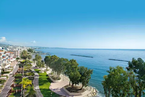 Harmony Bay Hotel in Limassol — foto 12
