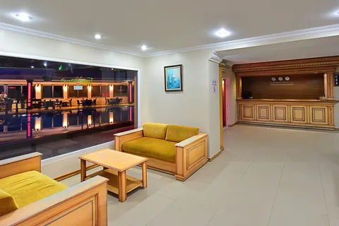 Tropicana Beach foto 15