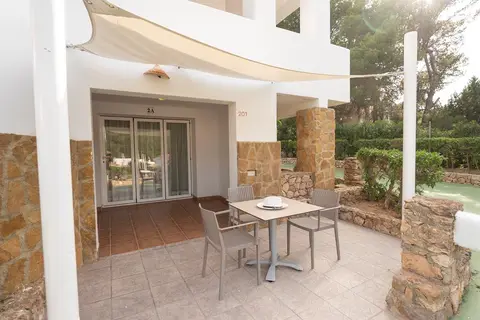 Apartamentos Blanco Sol in Sant Josep de sa Talaia — foto 7