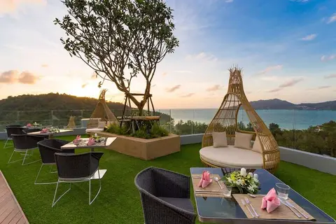 The Crest Resort & Pool Villas in ตำบลป่าตอง — foto 4