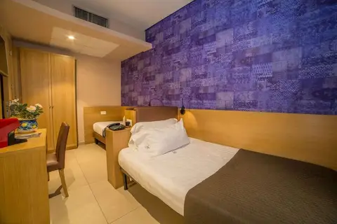 Hotel Airone Naples in Napels — foto 9