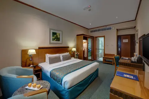 Golden Tulip Al Barsha in Dubai
