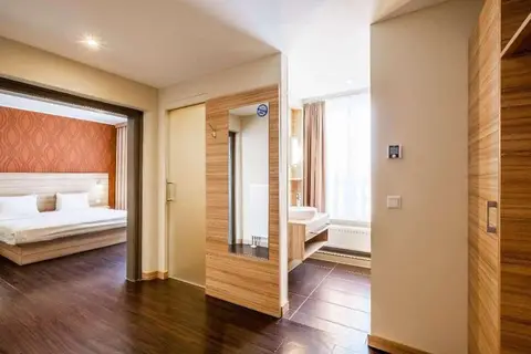 Hotel Star Inn Hotel Premium Altmarkt in Dresden — foto 5