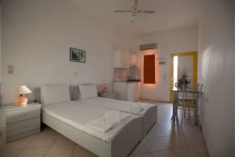 Cosmi Apartments By Estia in Δημοτική Ενότητα Γουβών — foto 19