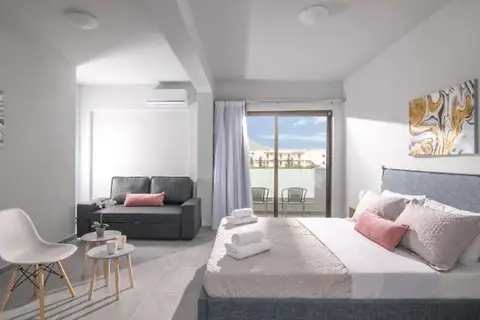 Golden Sunlight Hotel in Δημοτική Ενότητα Γουβών — foto 2