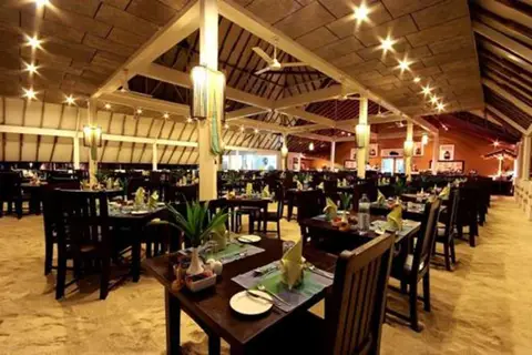 Ellaidhoo Maldives by Cinnamon in Noord Ari Atol — foto 7