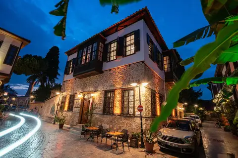 Cedrus Hotel in Muratpaşa — foto 3