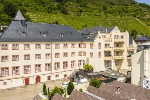 Schlosshotel Petry in Treis-Karden