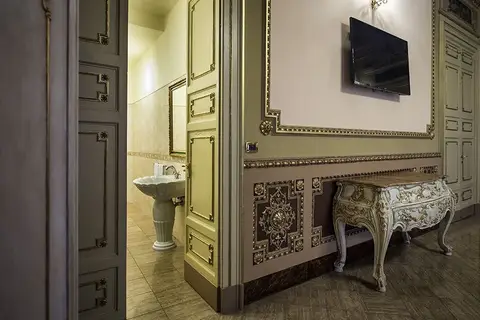Sofia SRL in Catania — foto 16