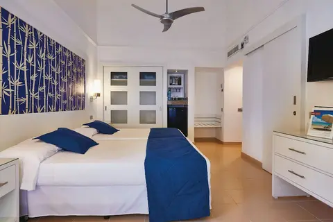 Hotel Riu Bambu in Punta Cana — foto 27