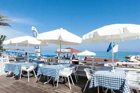 Iliada Beach Hotel in Παραλίμνι — foto 7