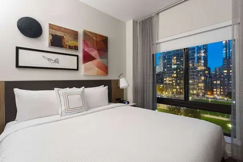 Hotel Fairfield Inn & Suites New York Manhatt in New York — foto 3