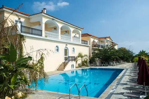 Lemon Grove Beach Hotel in Kavos